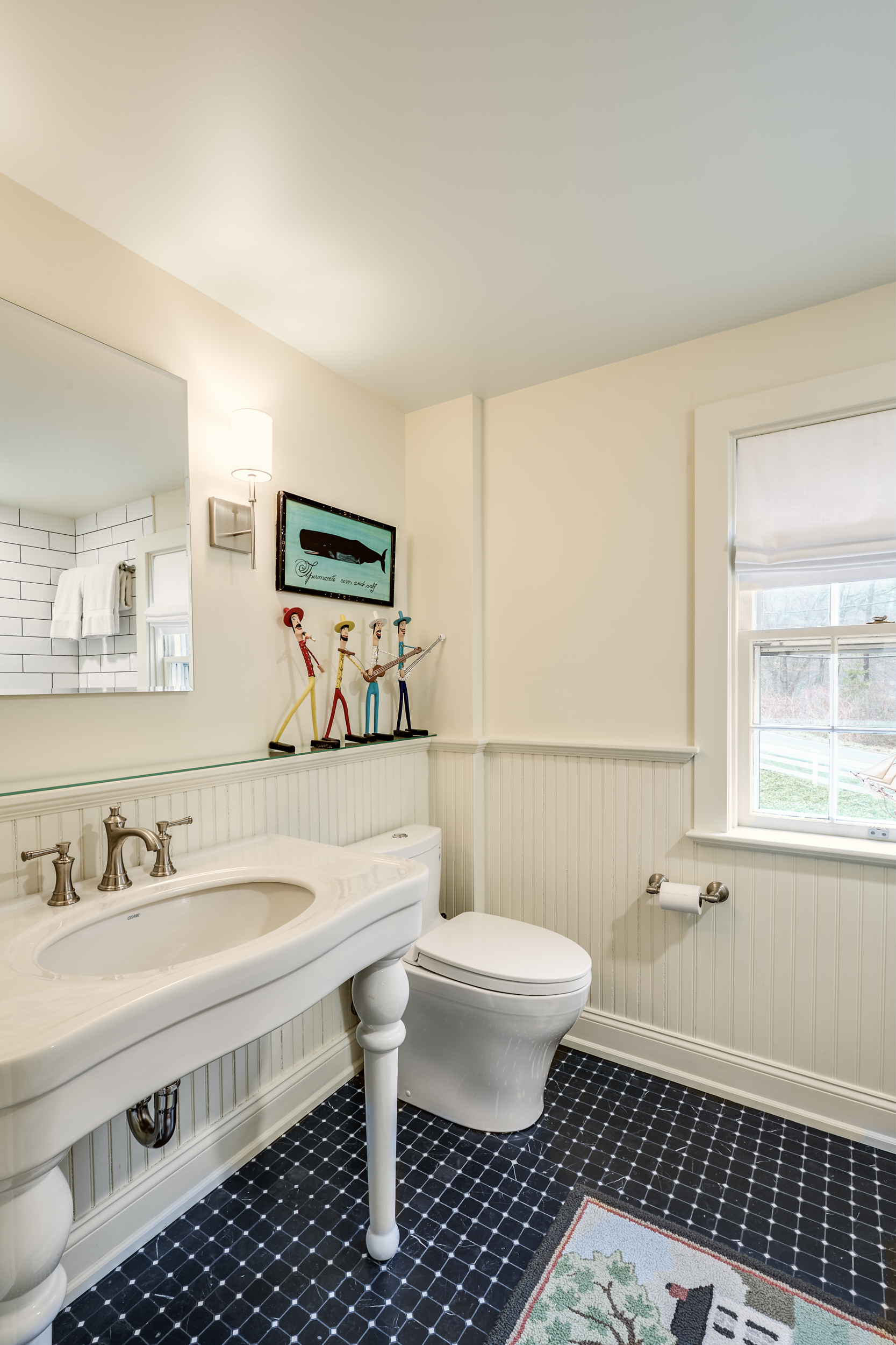 A Simple Yet Chic Small Bathroom Remodel