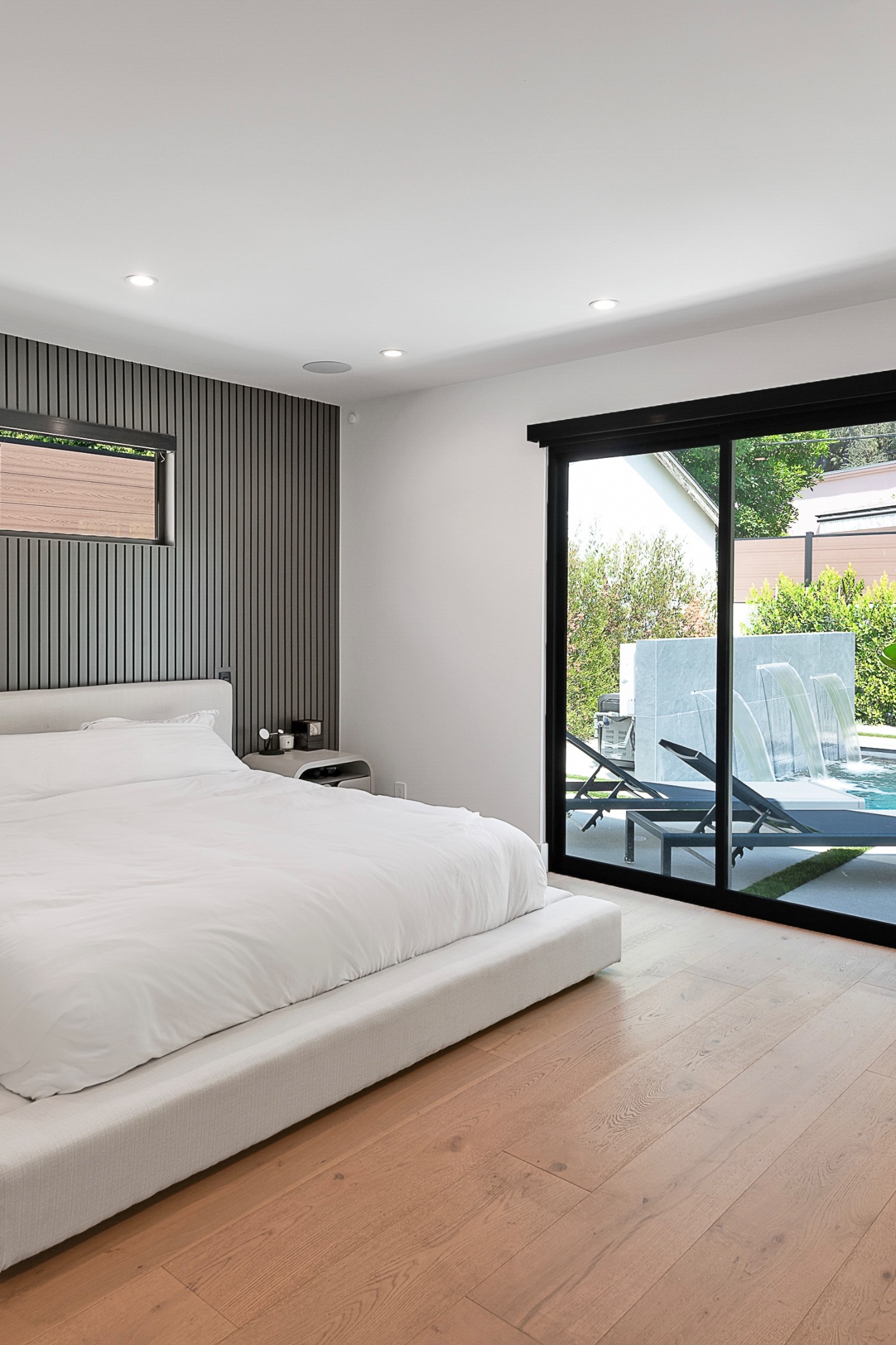 May | Margate Residence - 16