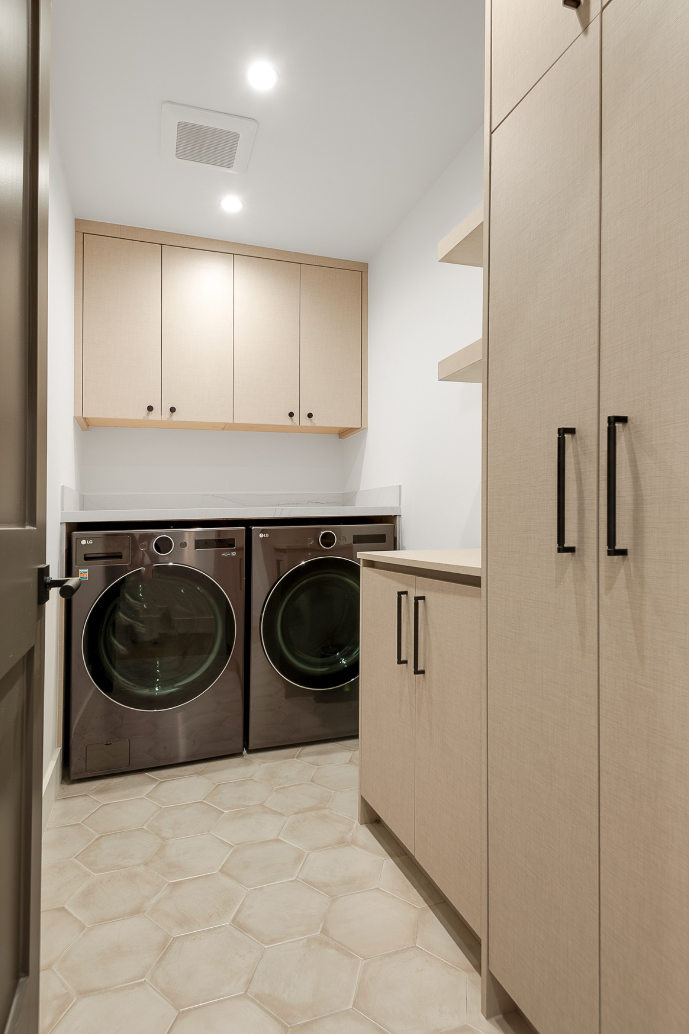 May | Margate Residence - 10